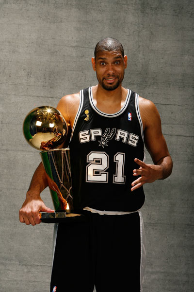 传闻：除枪手外，拜仁和切尔西也在密切关注罗比尼奥-瓦斯（阿森纳之外，拜仁与切尔西也在密切关注罗比尼奥-瓦斯）