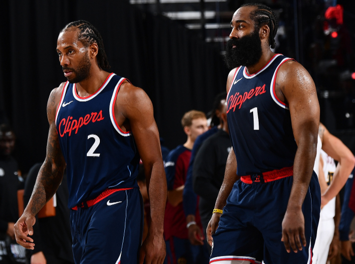 成都混团世界杯：国乒8-3击败韩国，十战全胜晋级决赛（成都混合团体世界杯：国乒8比3力克韩国，豪取十连胜挺进决赛）