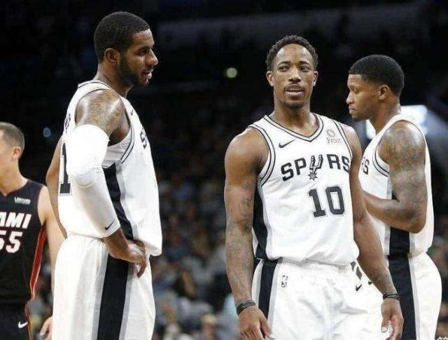 斯帕莱蒂：迪格雷戈里奥是一门；库普踢中卫就是为了参与进攻（斯帕莱蒂：迪格雷戈里奥值得信赖；派库普踢中卫是为加强进攻）