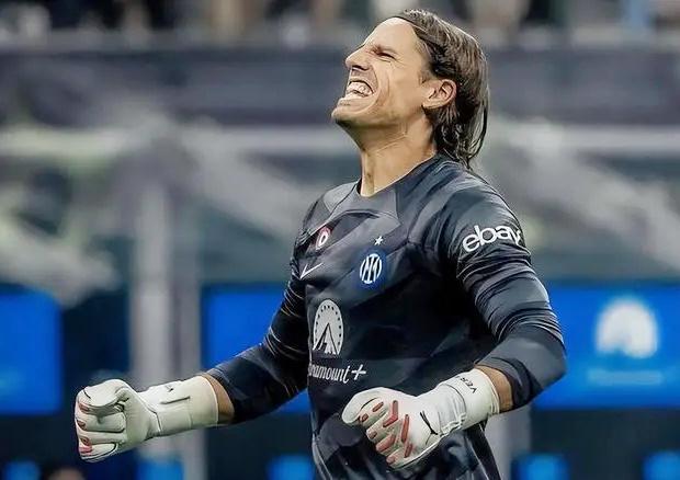 记者：曼联19岁前锋惠特利将租借加盟英甲北安普顿（记者：曼联19岁小将惠特利将以租借身份加盟英甲北安普顿）