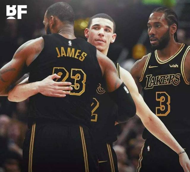 上海闲话聊体育｜橄榄球，上海是你的大舞台（沪上闲话体育｜橄榄球：上海就是你的大舞台）