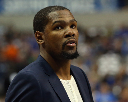 为何亲斯内德？穆帅：斯内德给了我三冠王，那是最棒的一年（穆帅谈为何偏爱斯内德：三冠功臣成就我最辉煌一年）