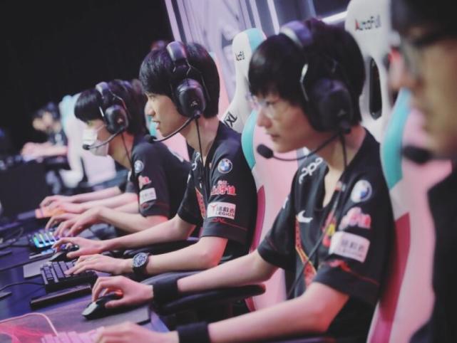 萨对抗毕尔 萨对抗毕尔